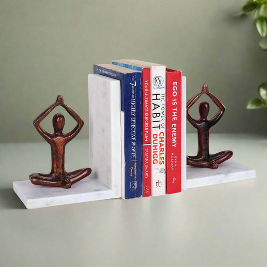 Decorative bookends for holding up books on a shelf